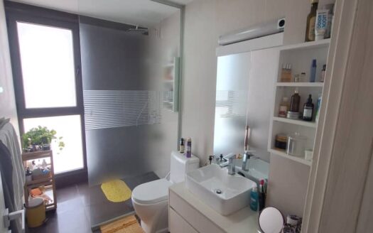 Appartement F4 non meublé à louer à Ngor