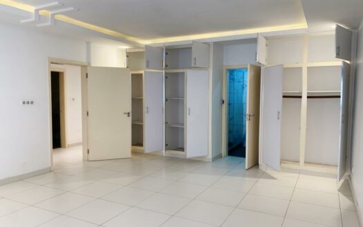 Appartement F4 à louer à Mermoz